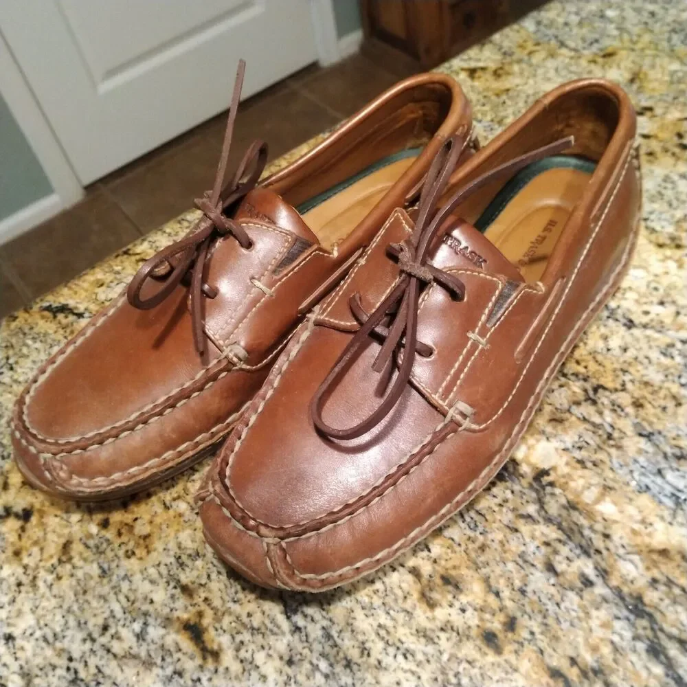 H.S. Trask Mens Brown Leather Vibram Sole Loafers Boat Shoes 9.5 M H3182-292 EUC